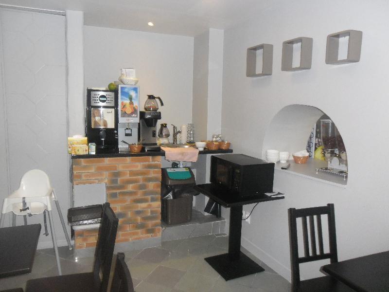Hipotel Paris Montmartre Gare Du Nord Экстерьер фото