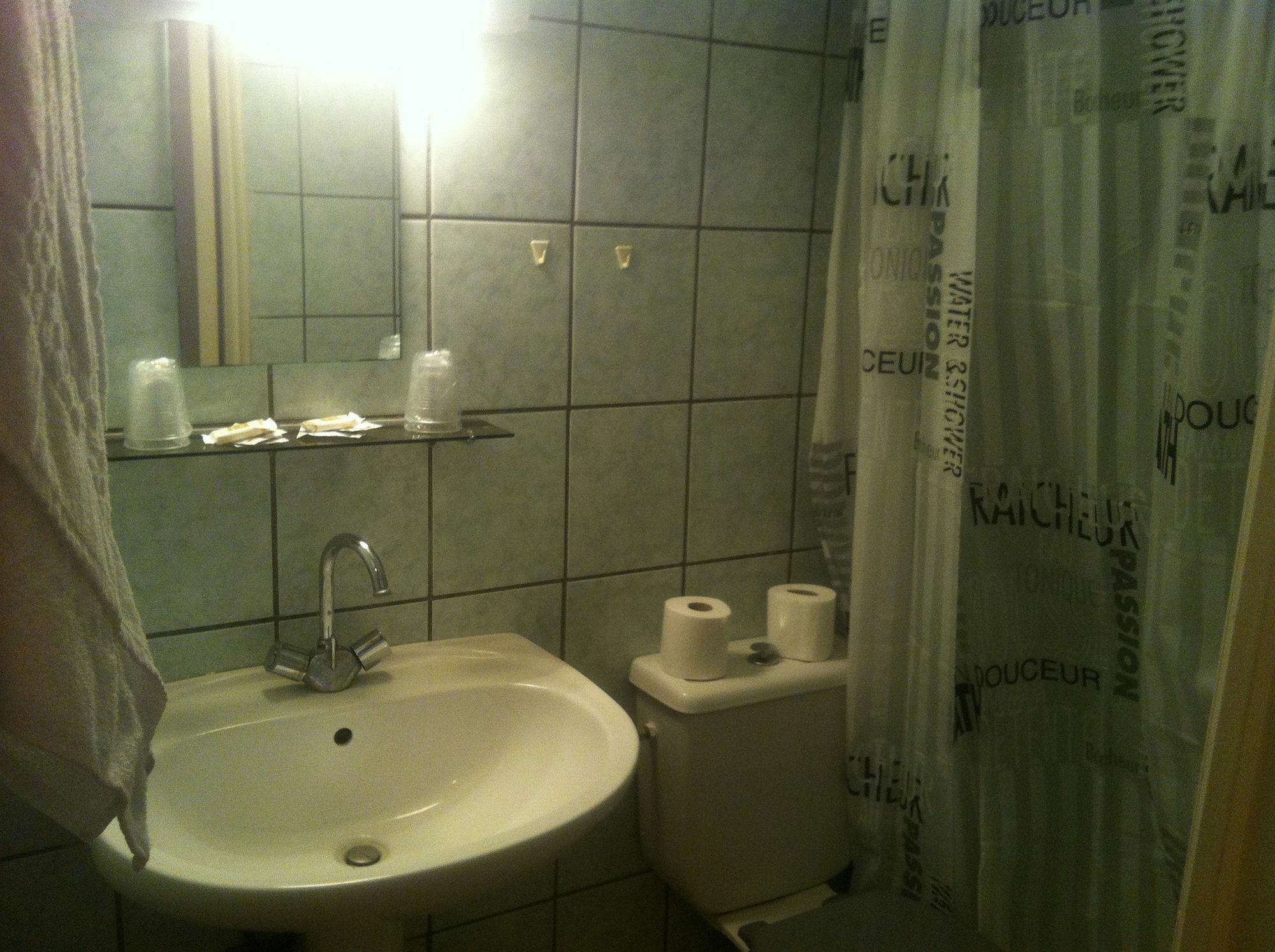 Hipotel Paris Montmartre Gare Du Nord Экстерьер фото