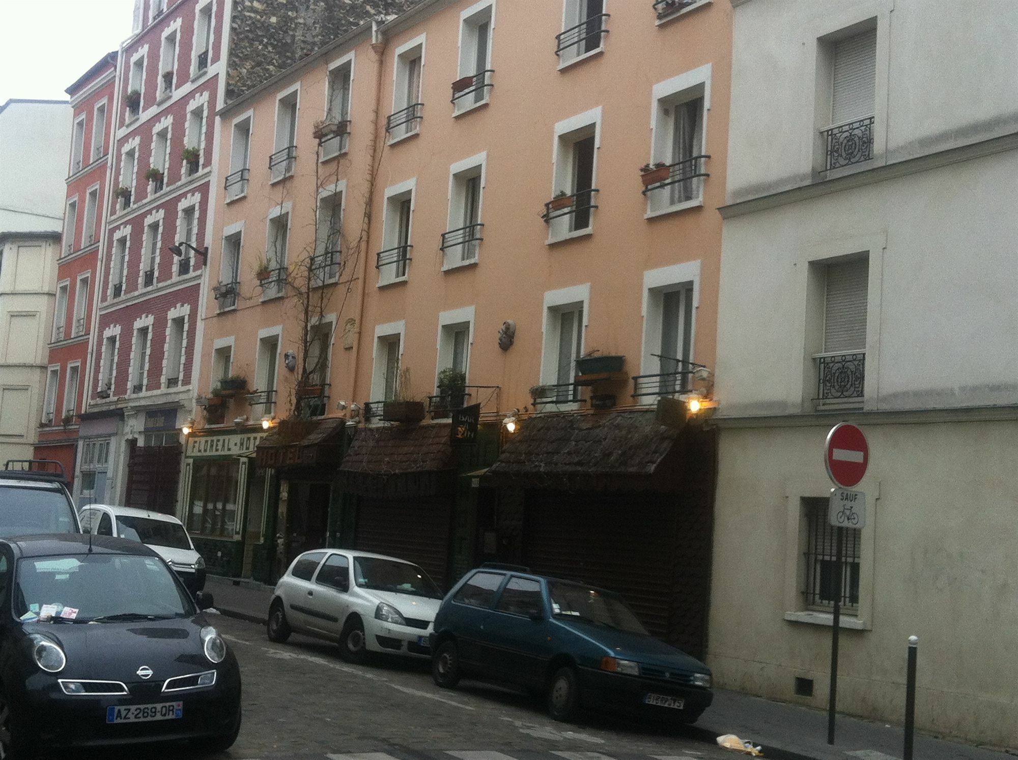 Hipotel Paris Montmartre Gare Du Nord Экстерьер фото