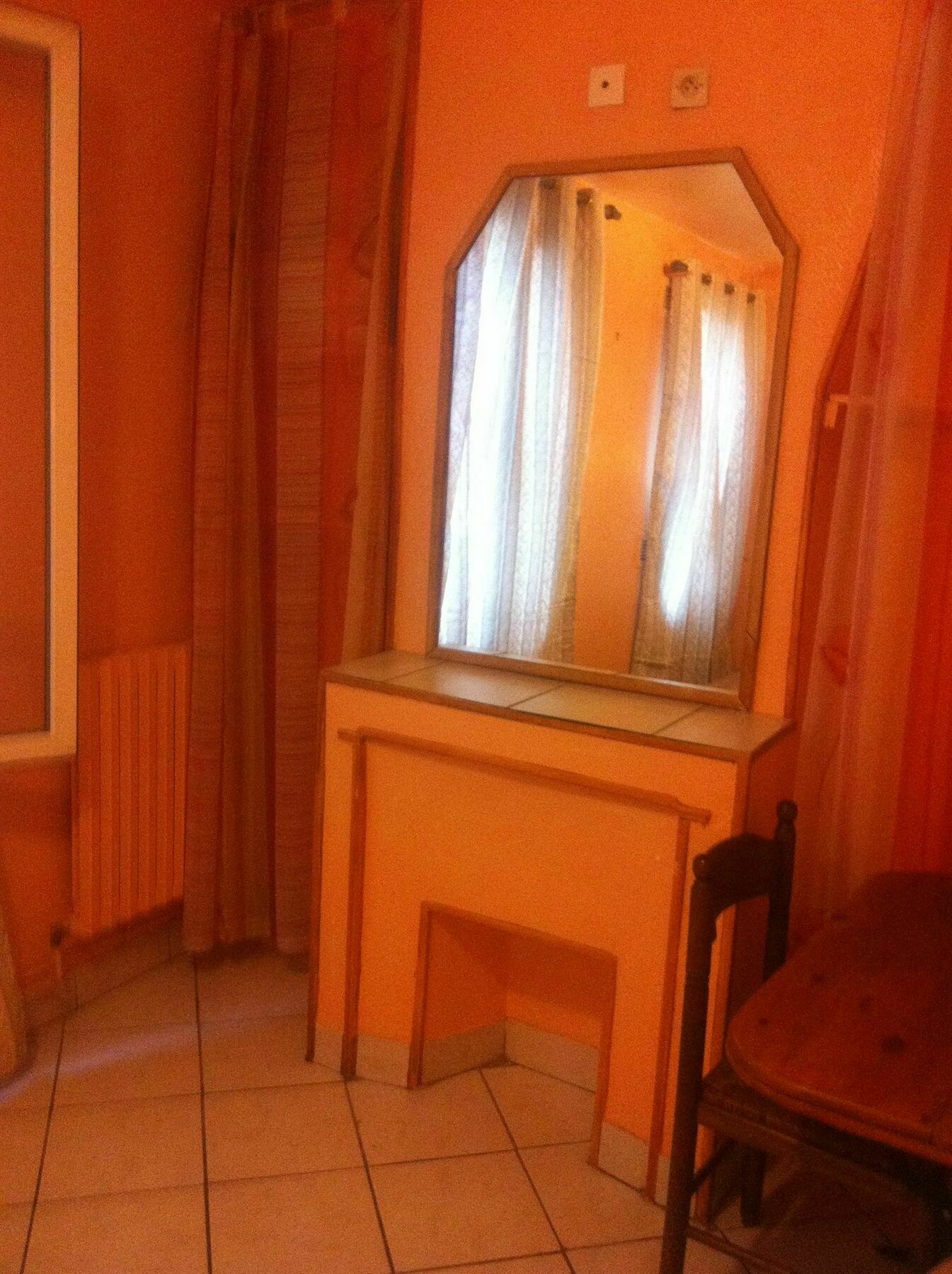 Hipotel Paris Montmartre Gare Du Nord Экстерьер фото